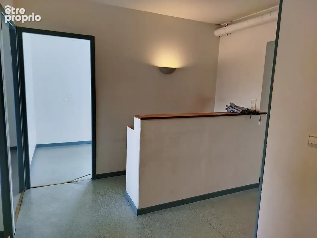 Bureaux cabinet medical a vendre 53m2 - photo 2