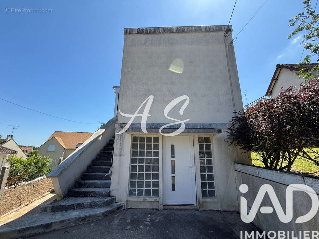 Photo 6 - Maison à VERRIERES-LE-BUISSON