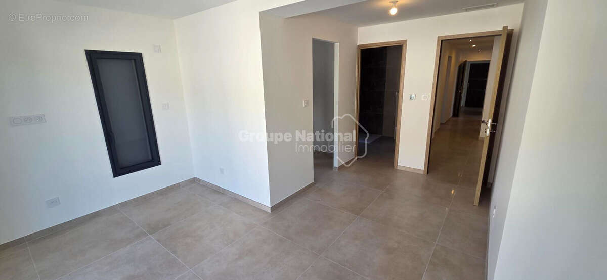 Appartement à CARRY-LE-ROUET