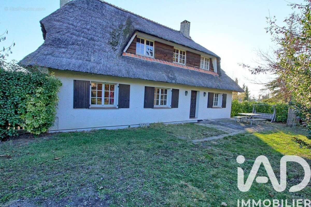 Photo 6 - Maison à PERIGNAT-LES-SARLIEVE