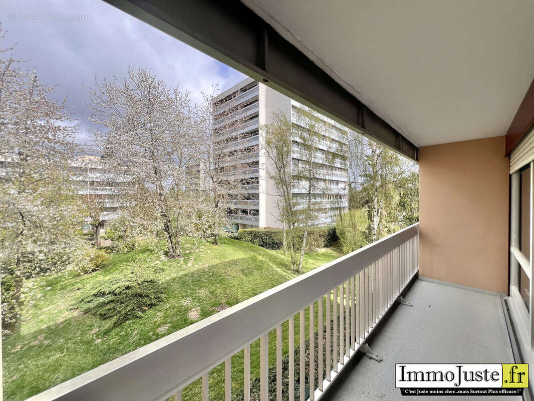 Appartement à ELANCOURT