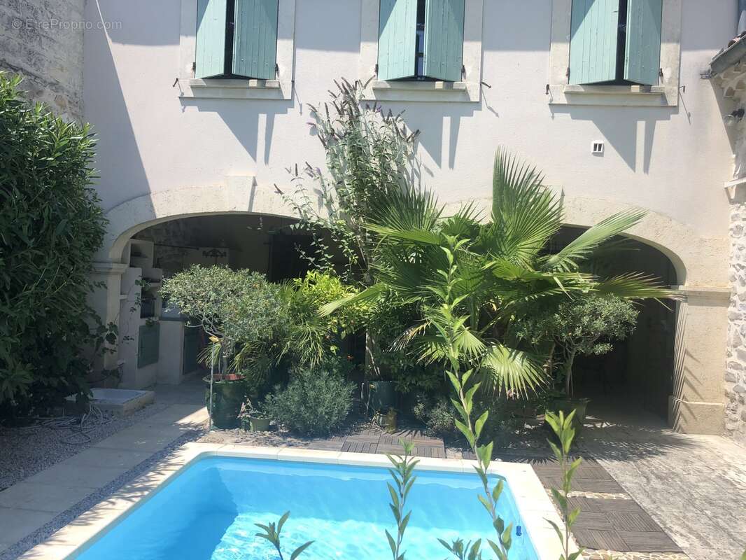 Maison à SAINT-LAURENT-D&#039;AIGOUZE