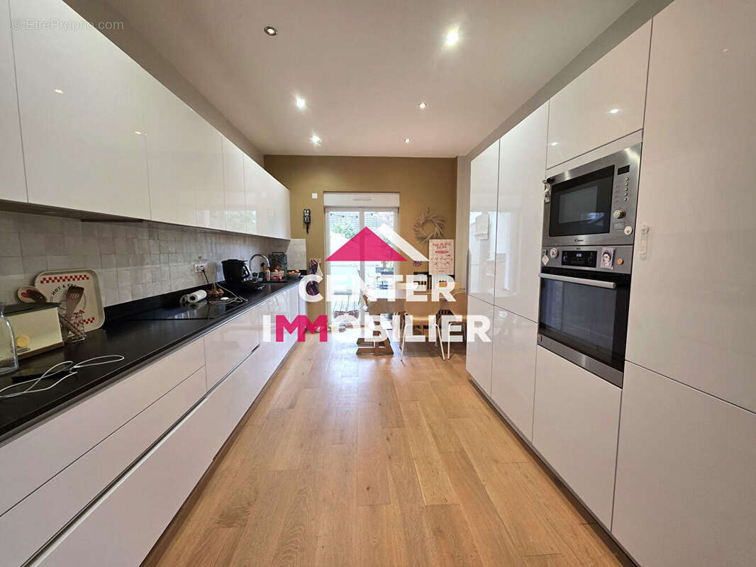 Maison à MAISONS-LAFFITTE