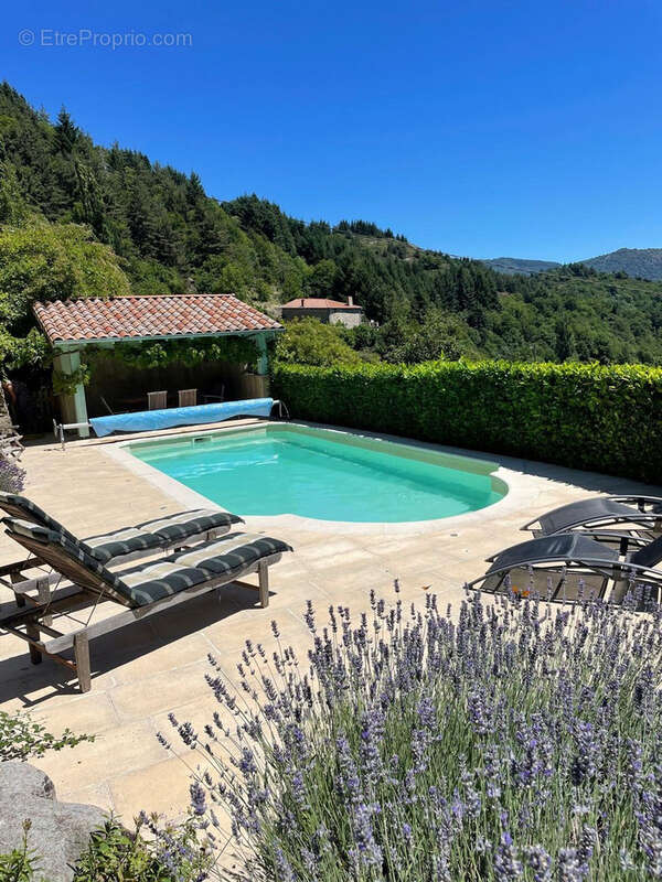 Maison à DORNAS