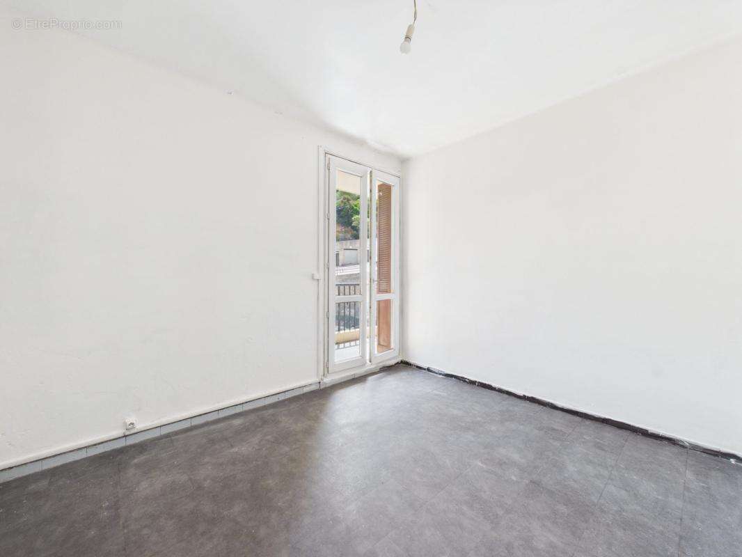 A vendre t3 quartier saint joseph - photo 5