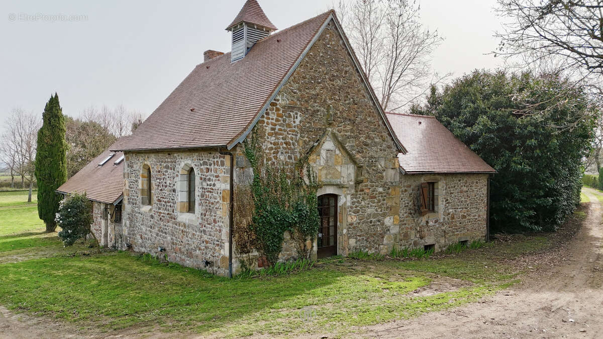 Maison à MONTLUCON