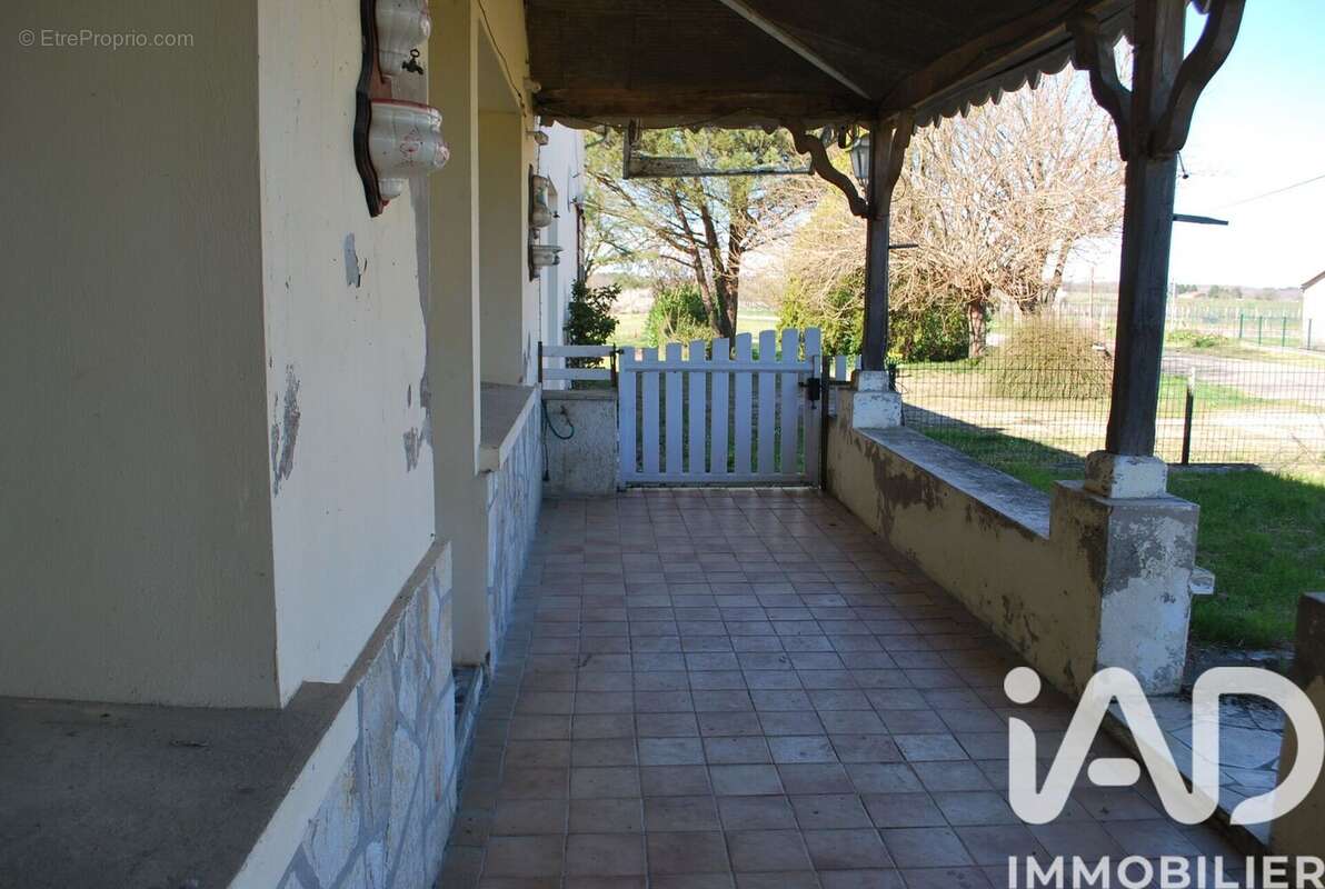 Maison 130 m² à Savignac-De-Duras  - photo 2