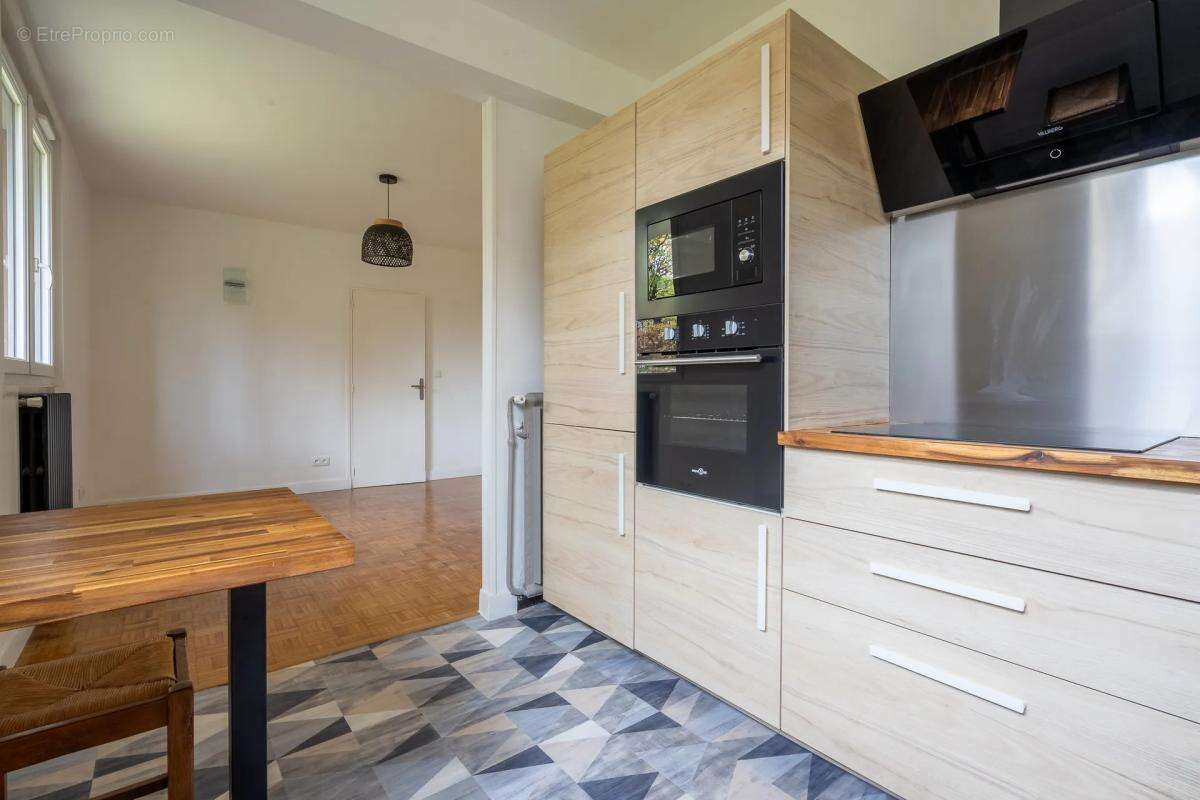 Appartement à LE RAINCY