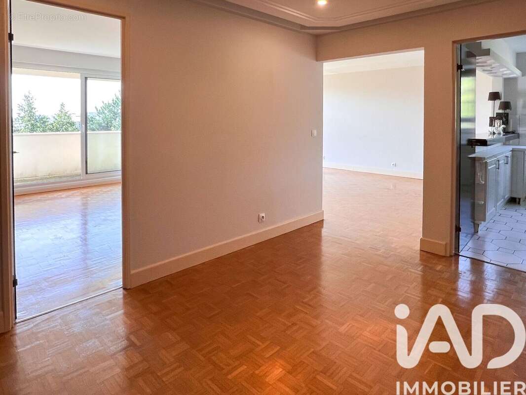 Photo 6 - Appartement à FONTENAY-AUX-ROSES
