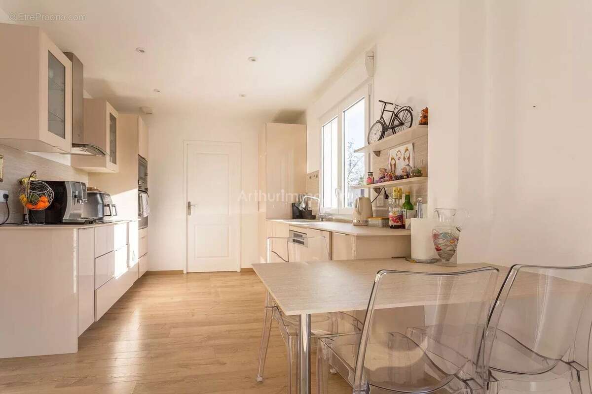 Appartement à MONTLHERY