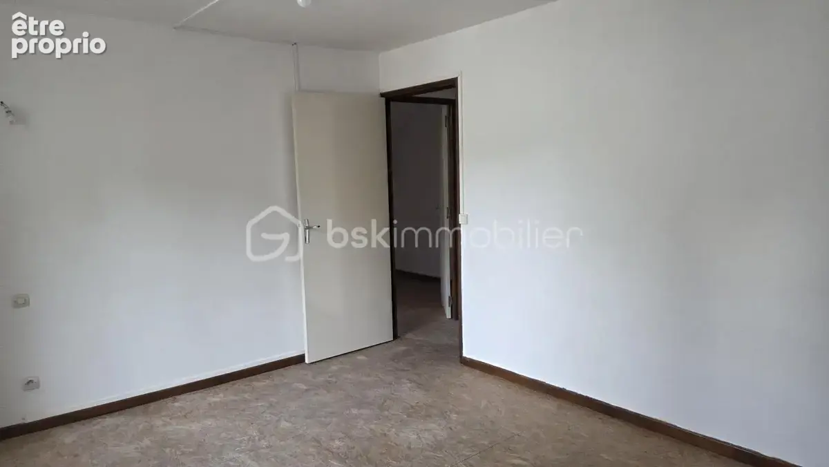 maison de village à Bogny sur meuse (quartier Chateau Regnault) - photo 12