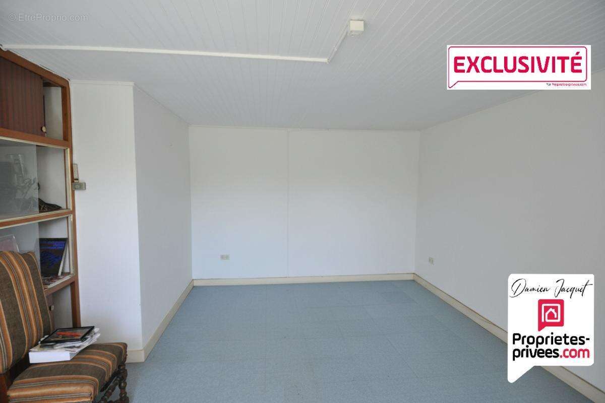 Corps de ferme Montécheroux 3 pièces 2 chambres 97.8 m2 Terrain 2643 m² - photo 3