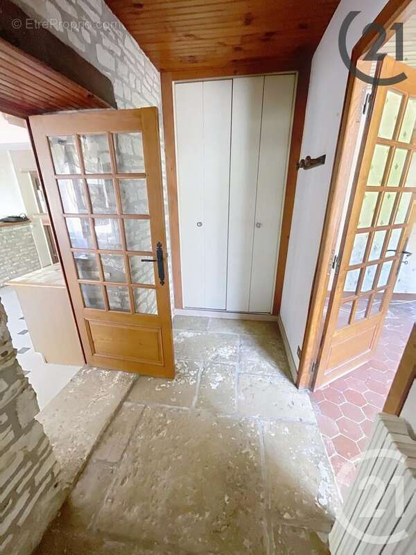 Maison 140 m² à Nitry  - photo 5