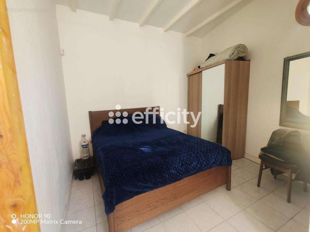 Appartement à MARSEILLE-16E