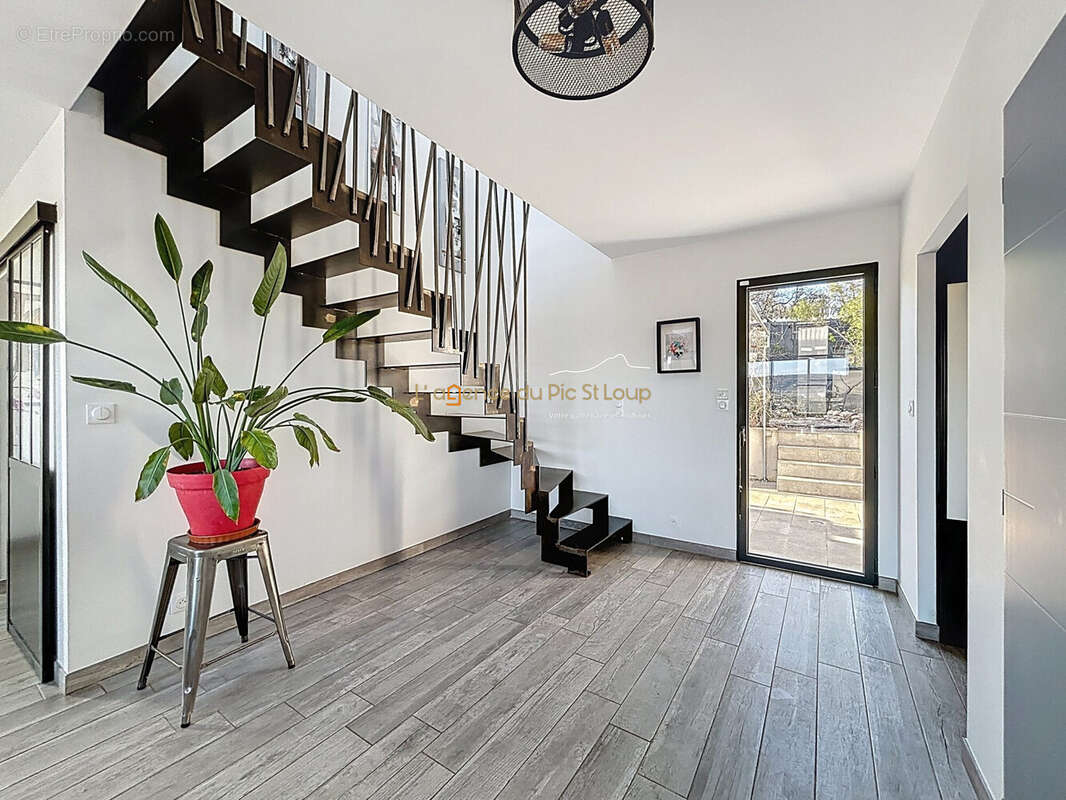 Maison à SAINT-MARTIN-DE-LONDRES