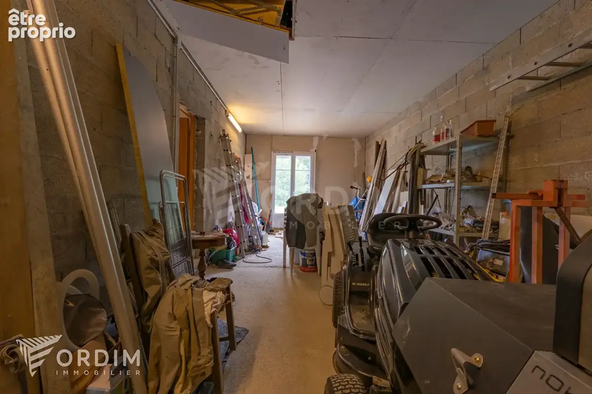 Maison plain-pied 102 m² avec piscine chauffée - terrain 2 083 m² - photo 10