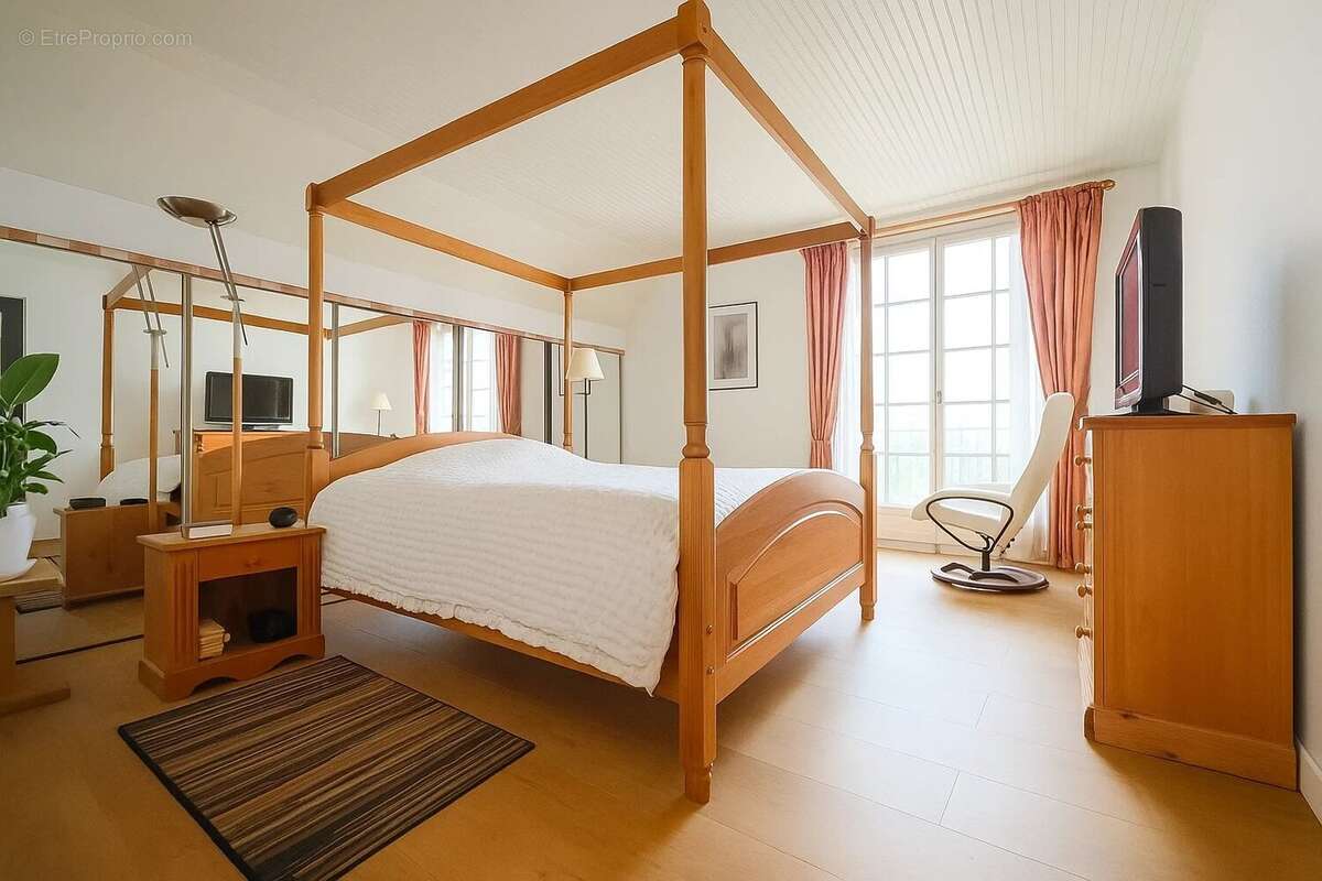 Maison à TOURNAN-EN-BRIE