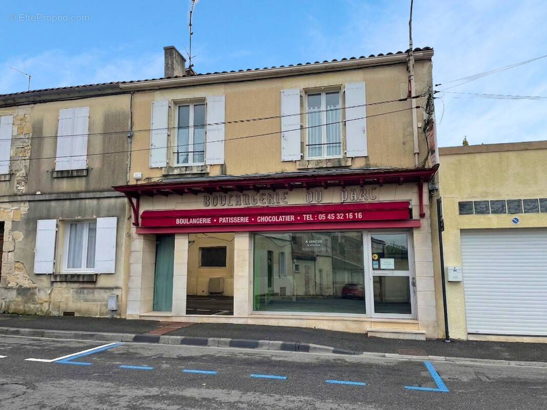 Appartement à COGNAC