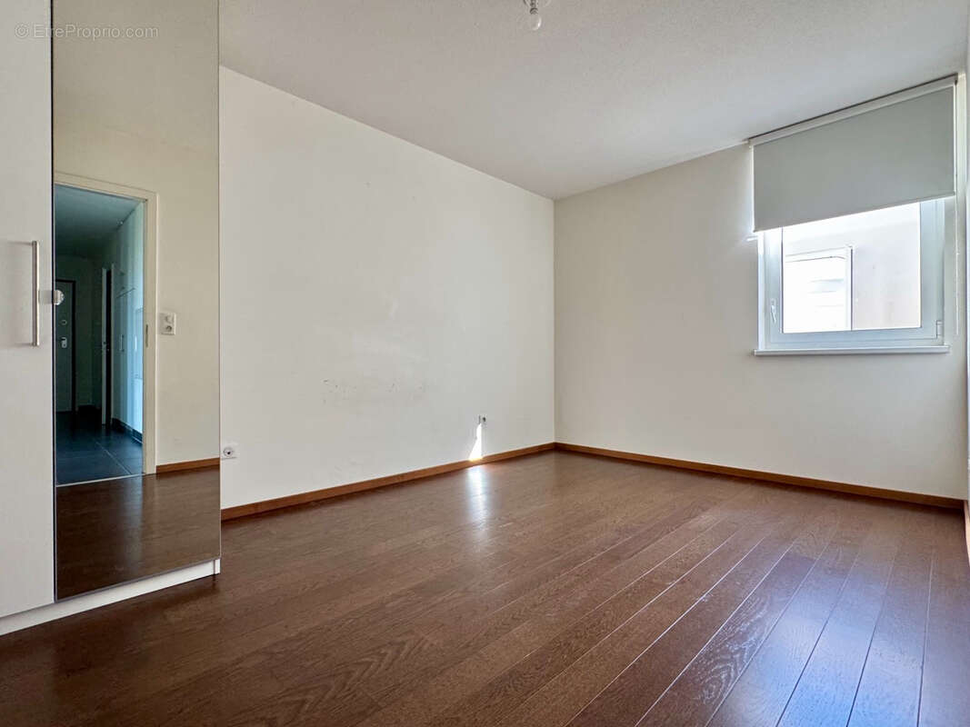 Appartement 2 pièces avec terrasse et vue bassin Vauban - Quartier Étoile - photo 7