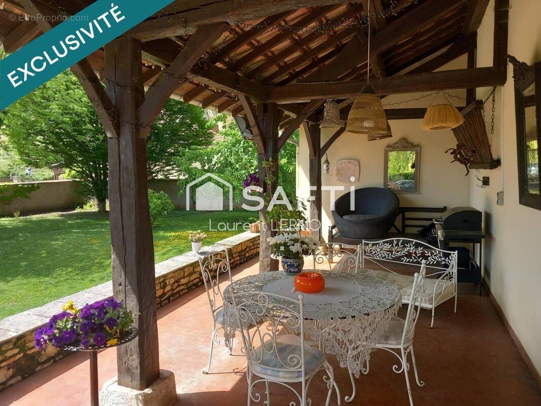 Photo 1 - Maison à SCEY-SUR-SAONE-ET-SAINT-ALBIN