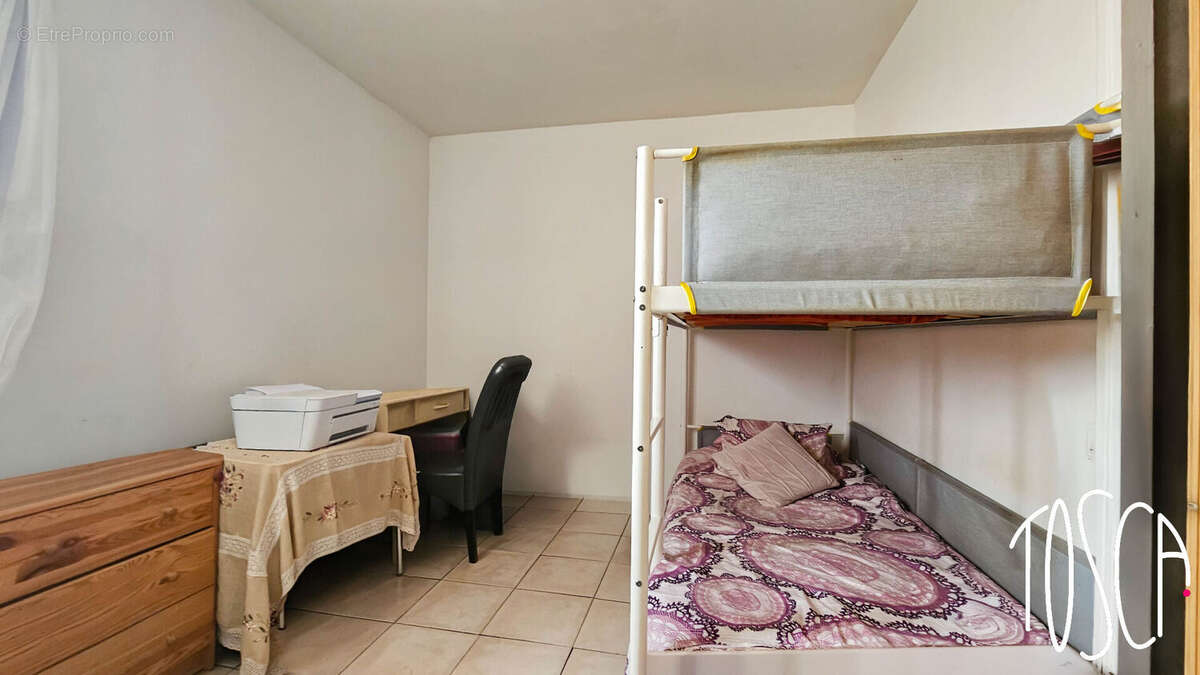 Appartement à THIAIS