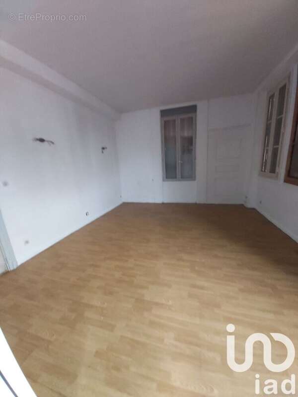 Photo 2 - Appartement à SENS