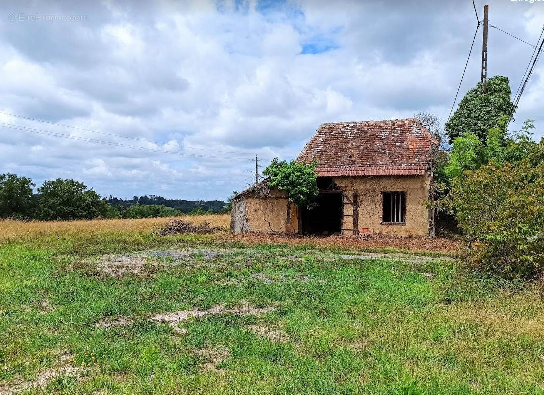 Terrain à ARZACQ-ARRAZIGUET
