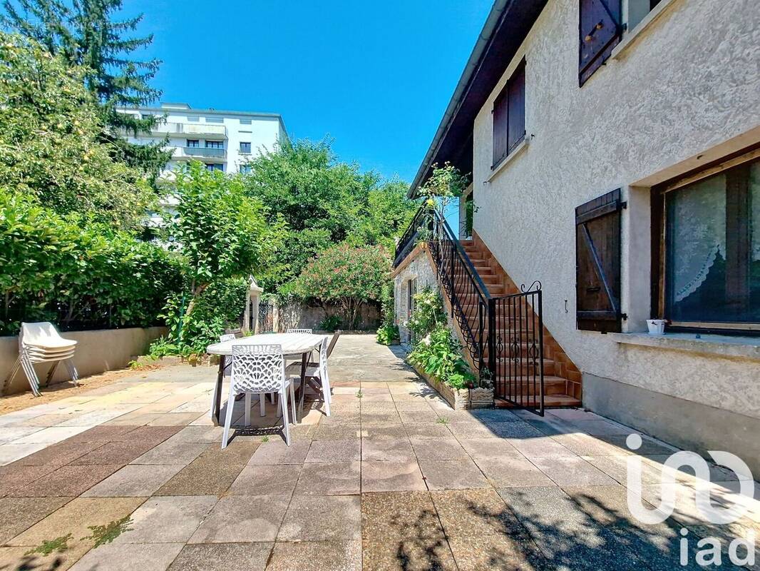 Photo 1 - Maison à SAINT-MARTIN-D'HERES