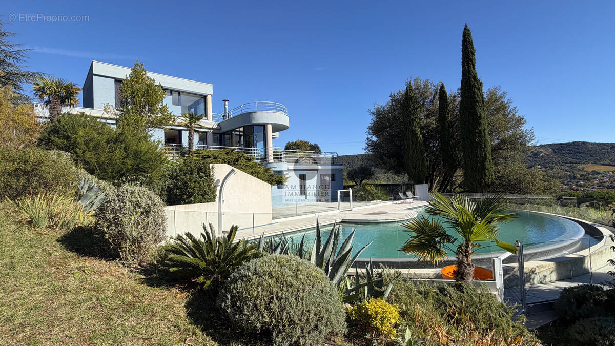 Maison à SAINT-PERAY