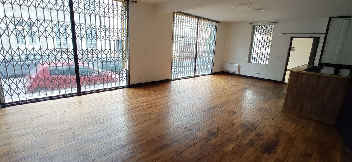 Commerce à MONTLUCON