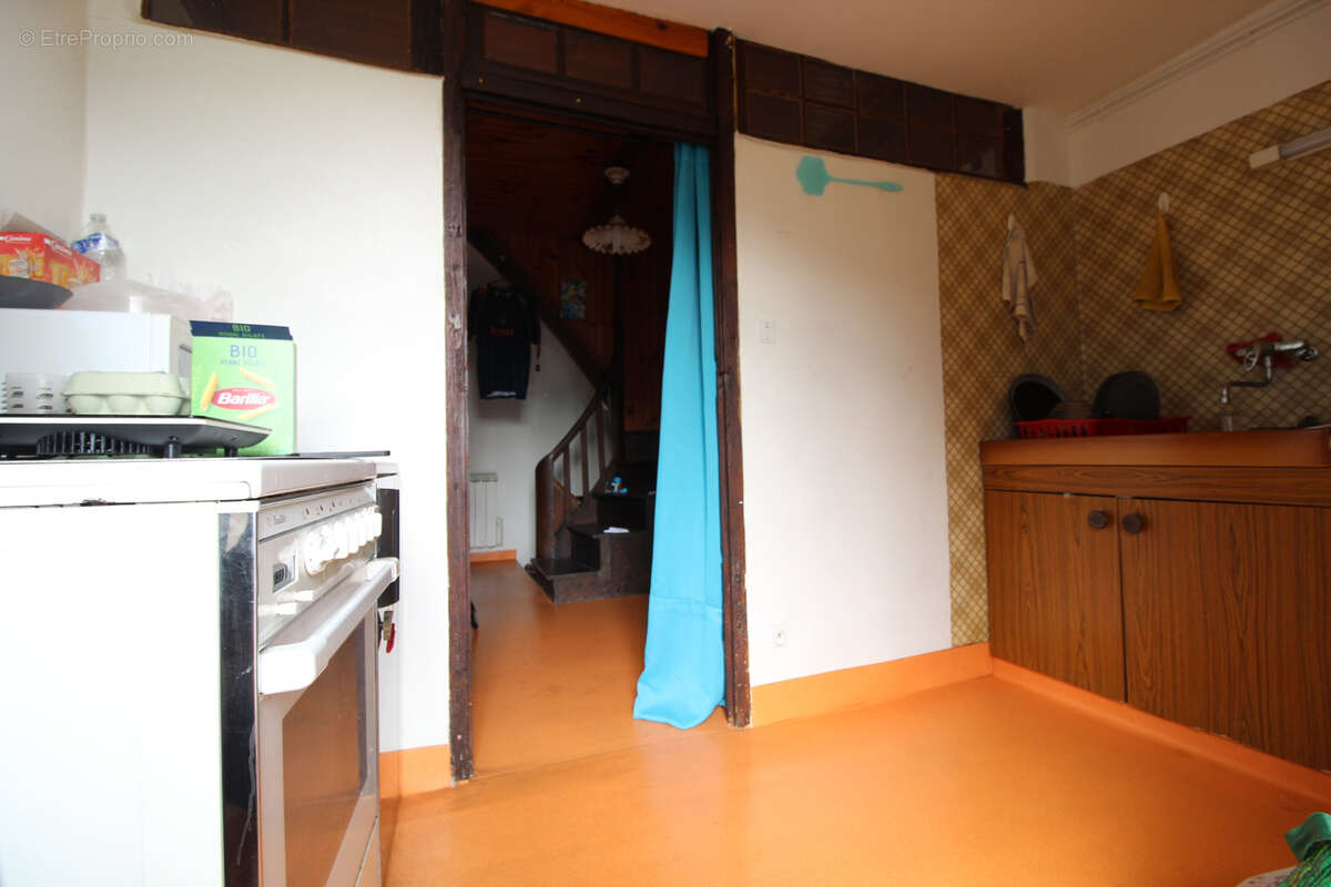 Maison à SAINT-SERNIN-SUR-RANCE