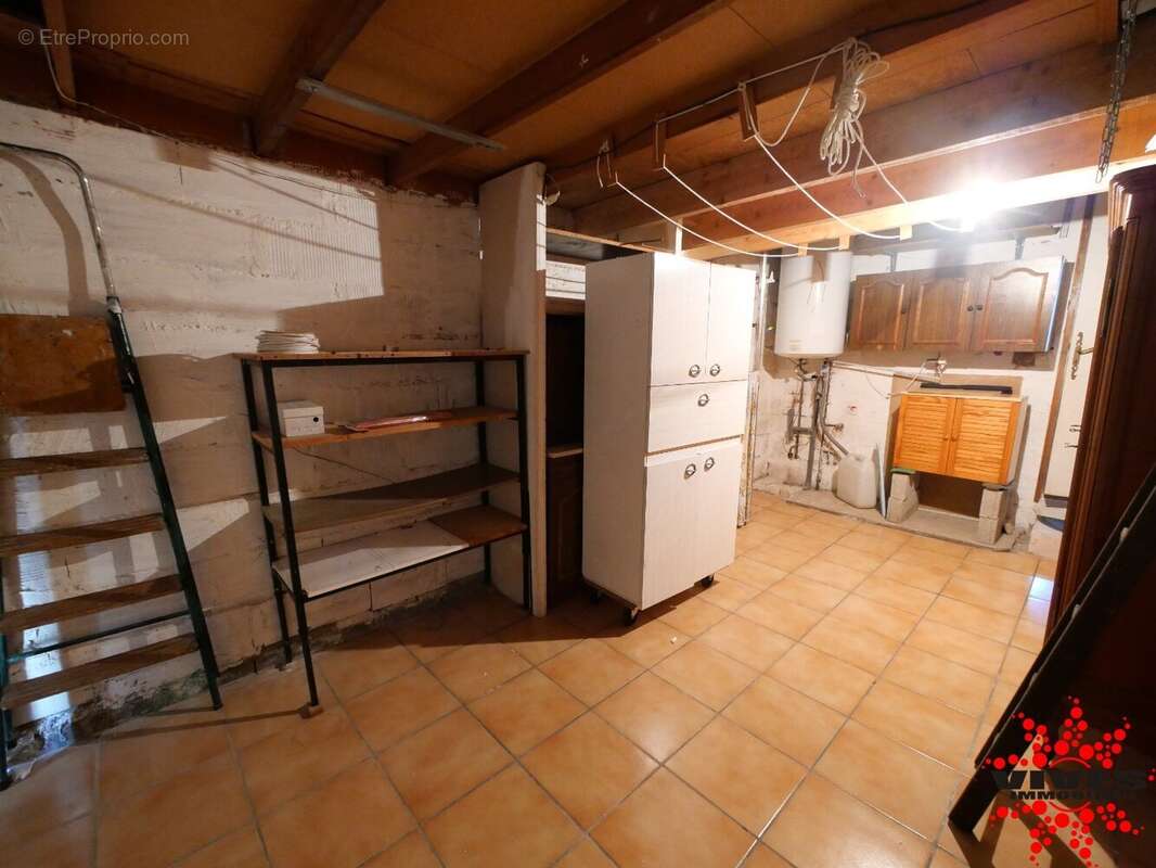 Maison à MONTADY