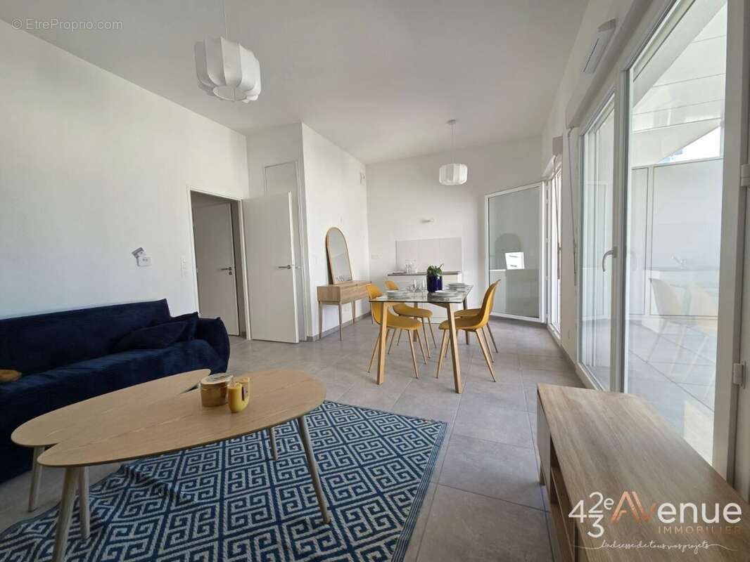 Appartement à SAINT-ETIENNE