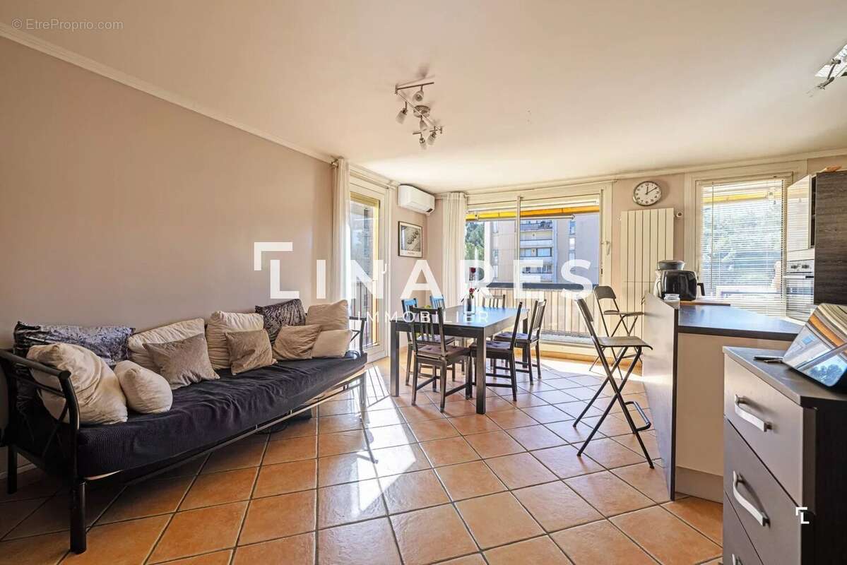 Appartement à AUBAGNE