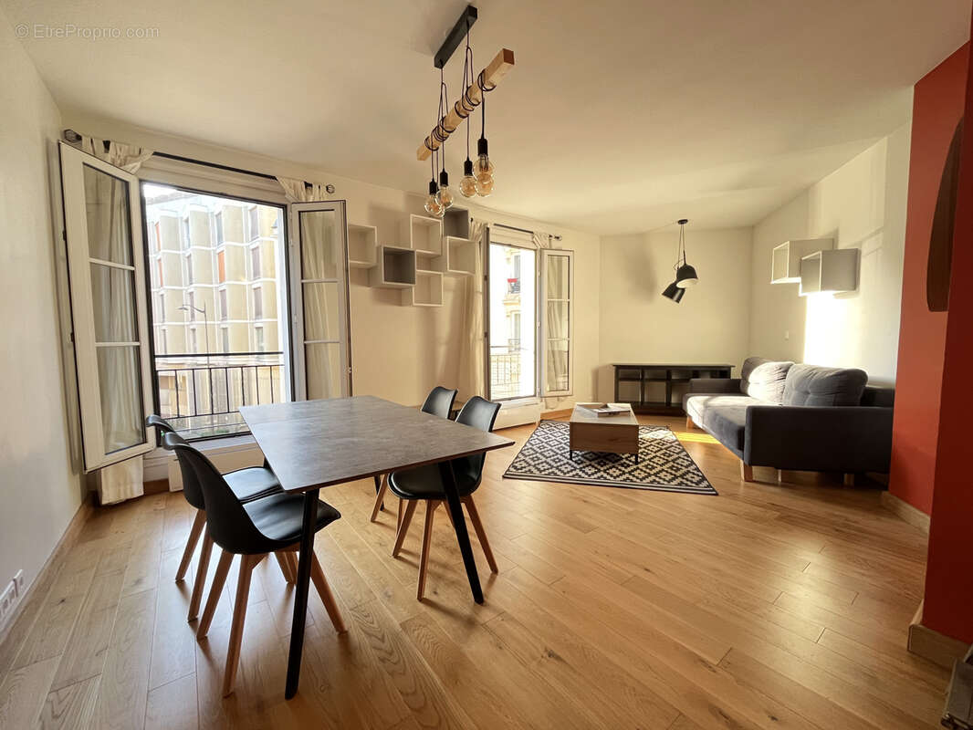 Appartement à PARIS-14E