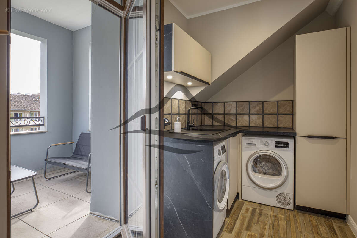 Appartement à AIX-LES-BAINS