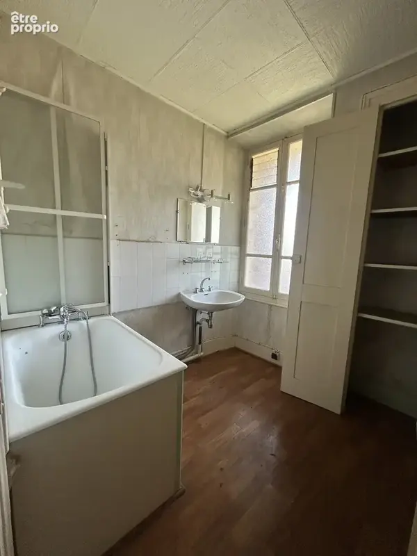 Maison de village avec jardin à rénover - photo 10