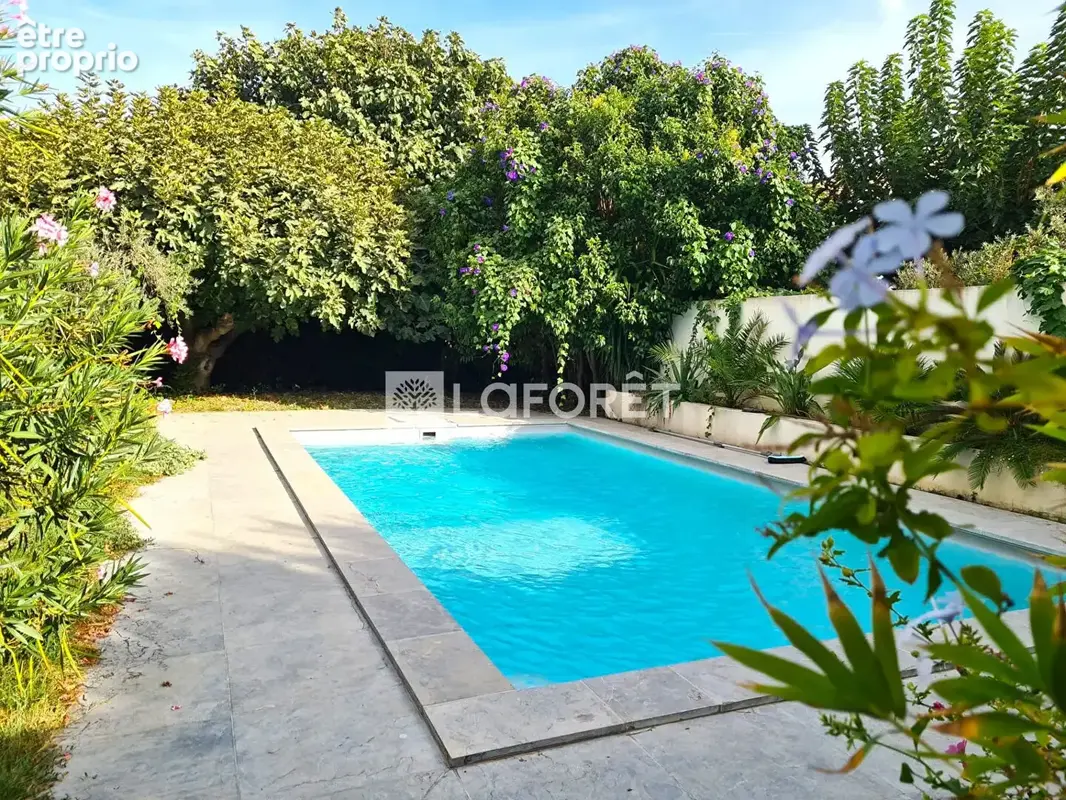 Maison Arles 4 pièce(s) 140 m2 - photo 3