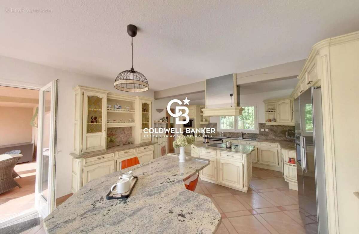 Maison à SAINT-CYPRIEN