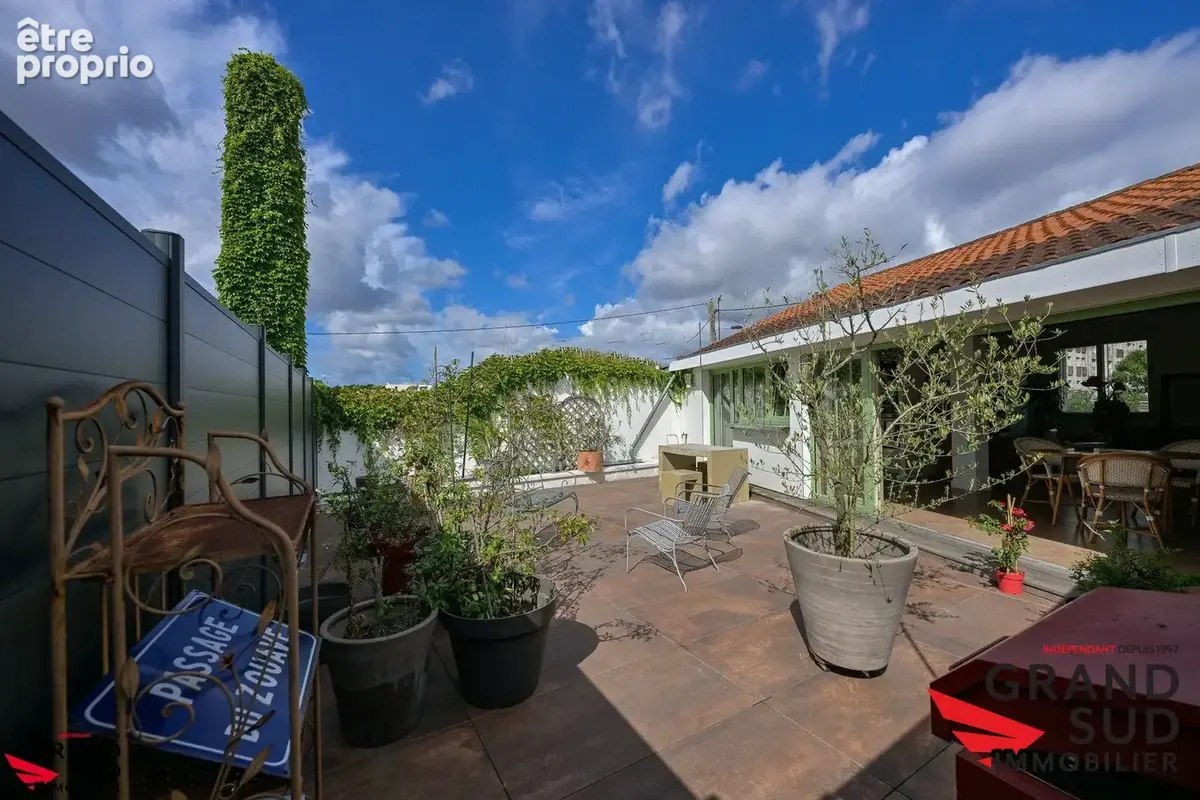 Appartement à BORDEAUX