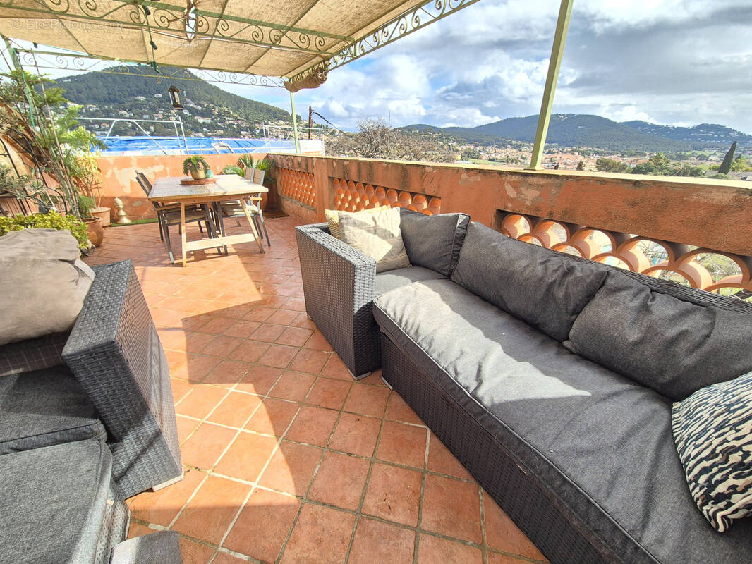 Appartement à CARQUEIRANNE