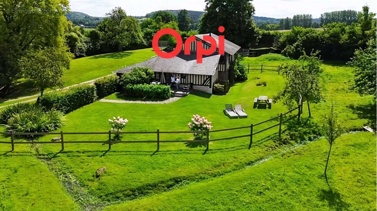 Maison à PONT-L'EVEQUE