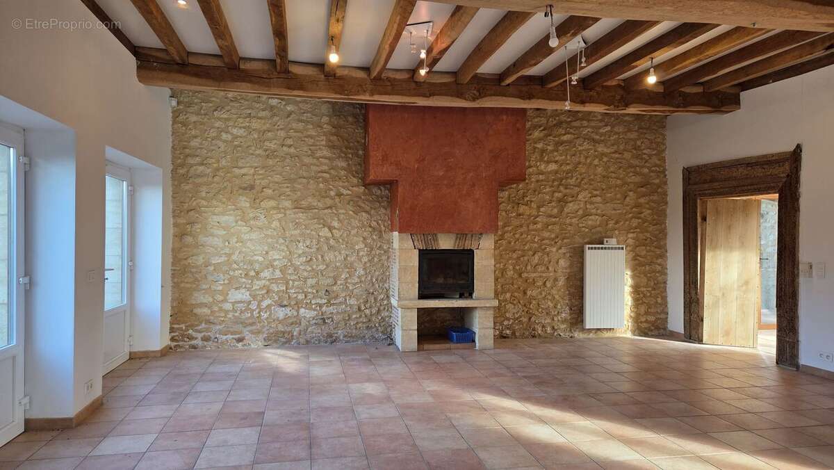 Pièce de vie - Maison à LE BUGUE