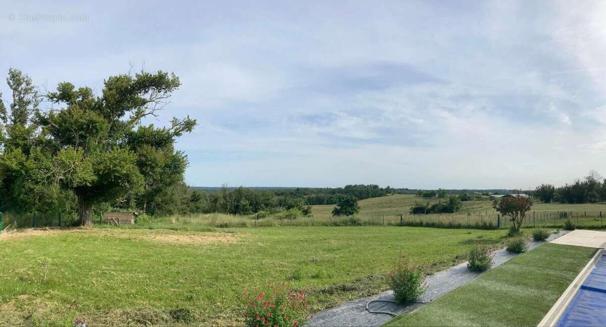 Maison à SAINT-AULAYE