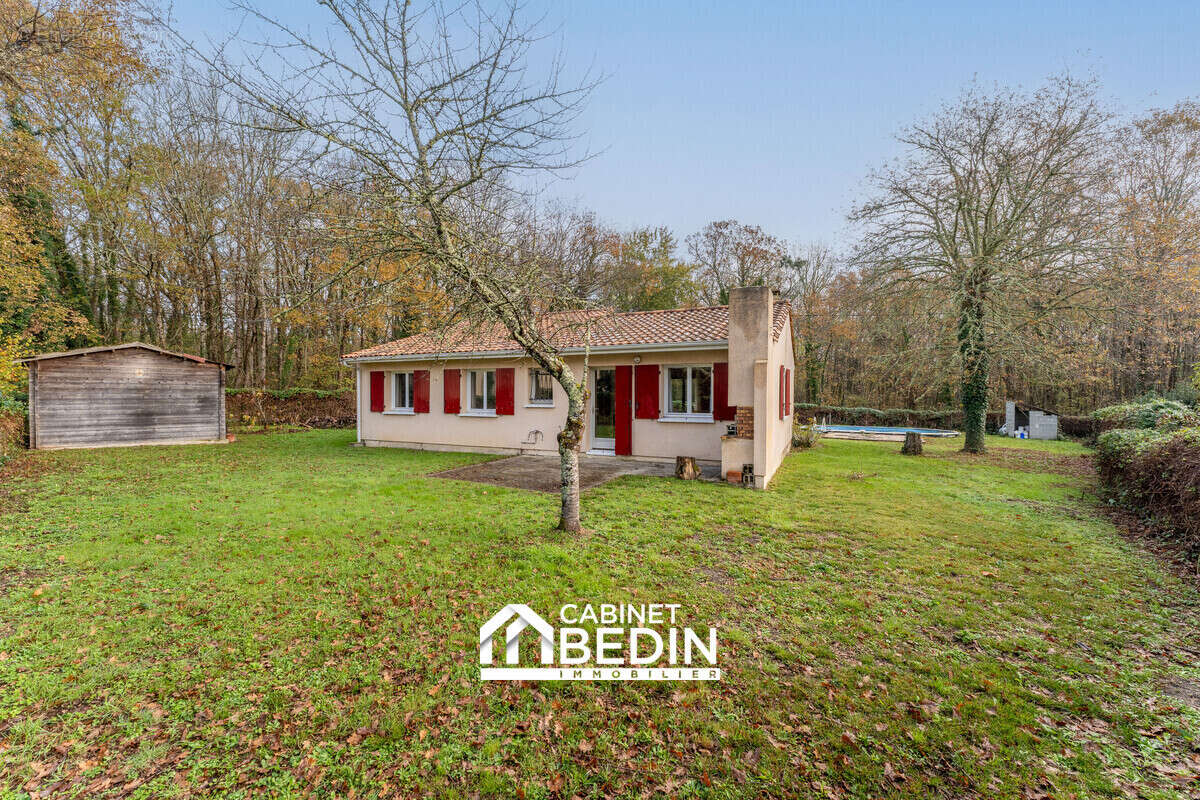 Maison à CABANAC-ET-VILLAGRAINS