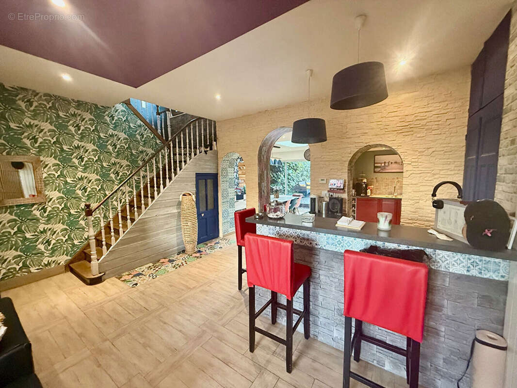 Maison à SAINT-MARTIN-BOULOGNE