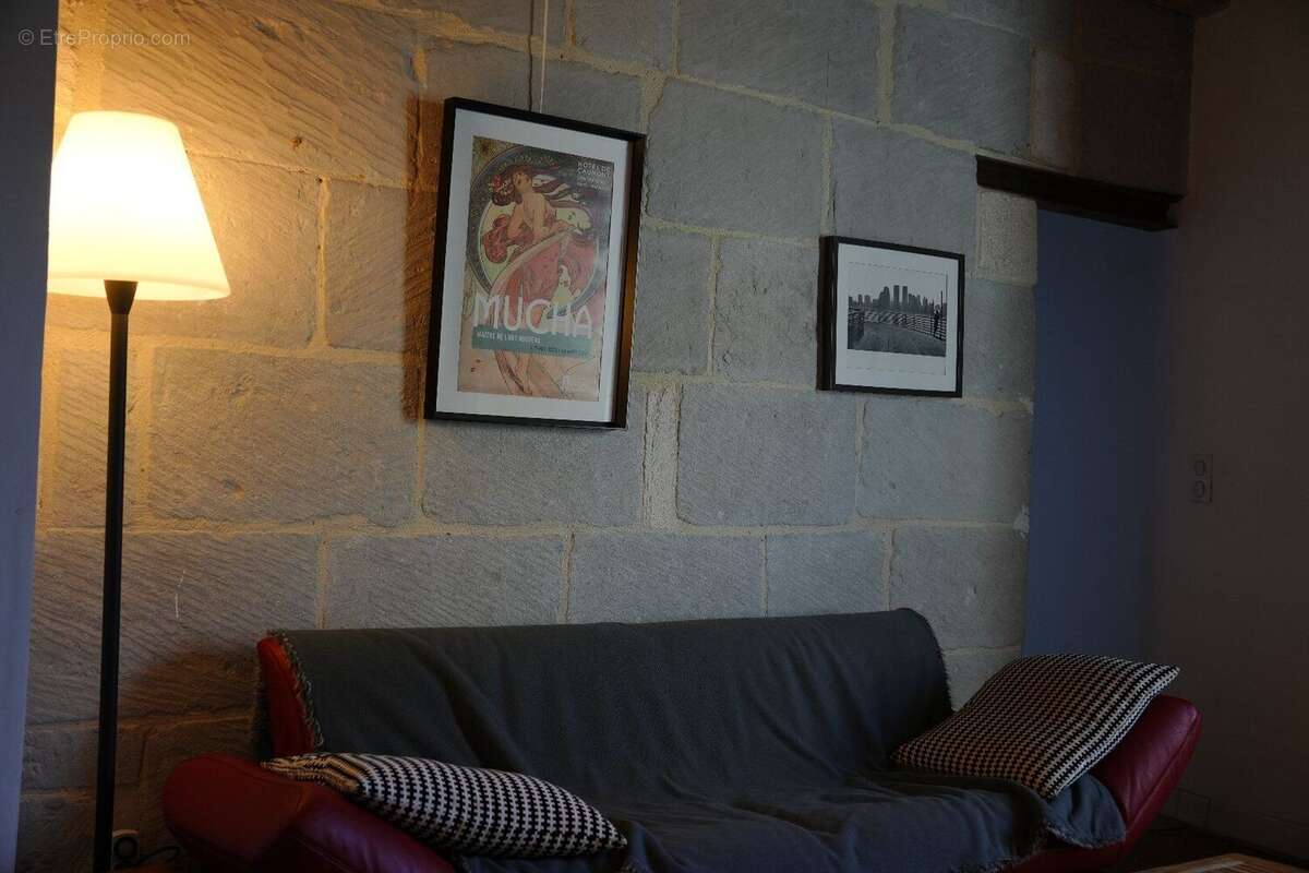 Maison à EYRAGUES