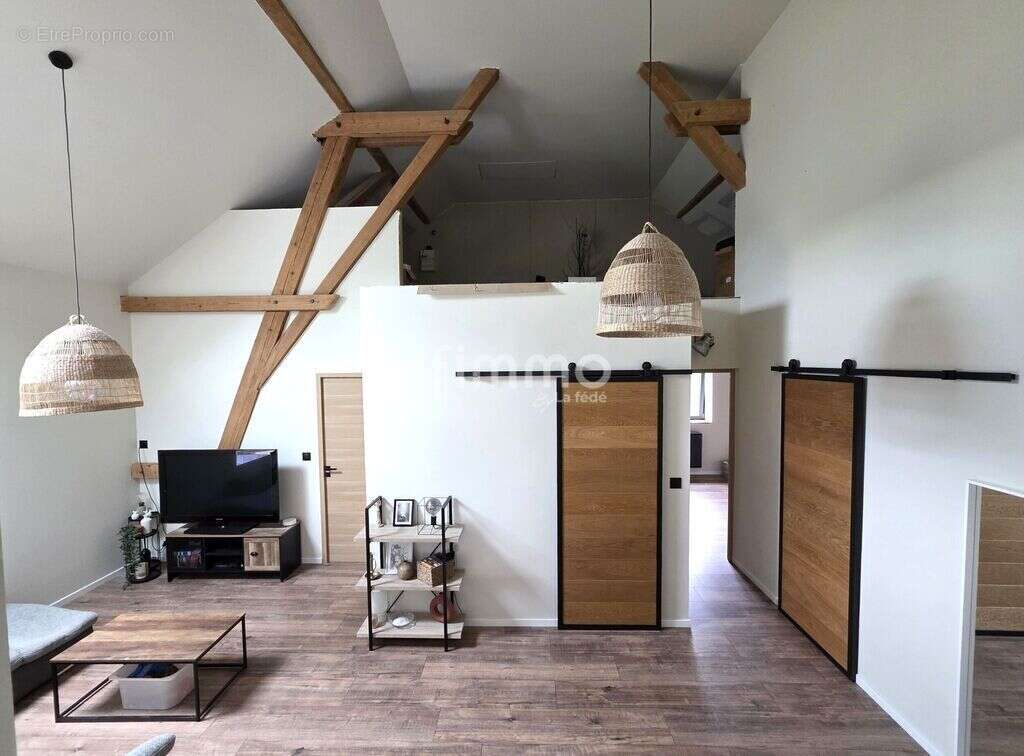 L'esprit loft, le charme de l'ancien, une propriété hors du comm - photo 9