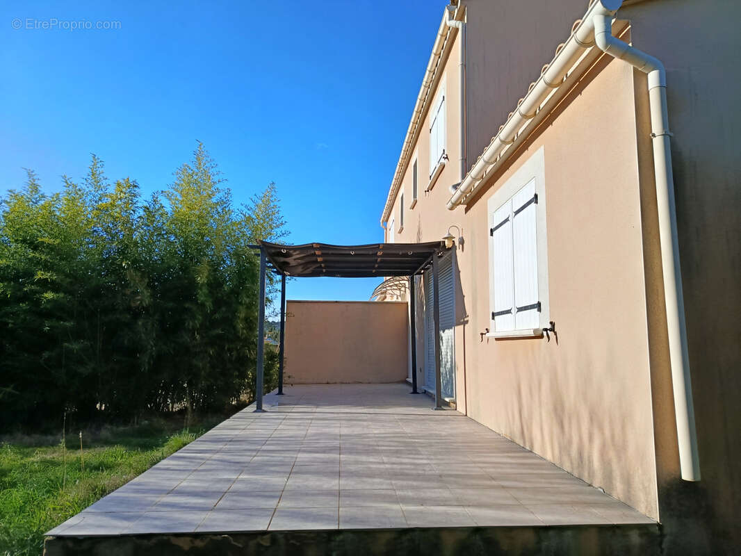 Maison à FONS
