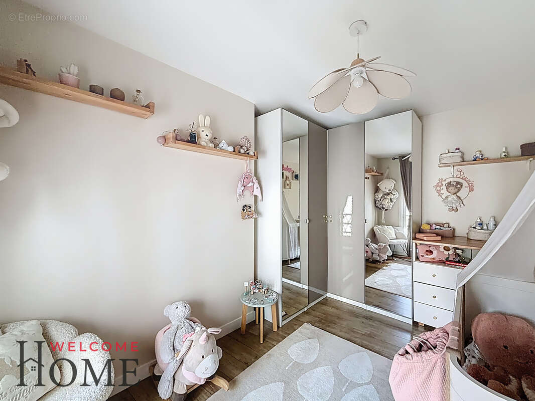 Appartement à LEVALLOIS-PERRET